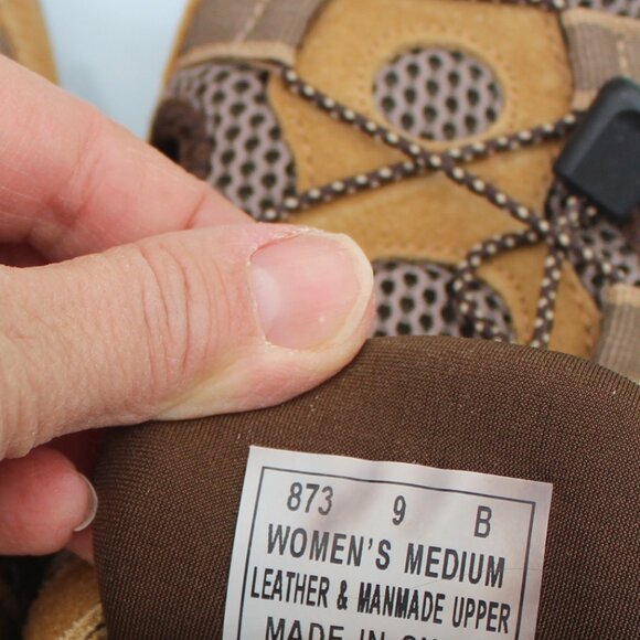 Brown Sporty Sandals with Adjustable Strap and Closed Toe - Picture 3 of 9